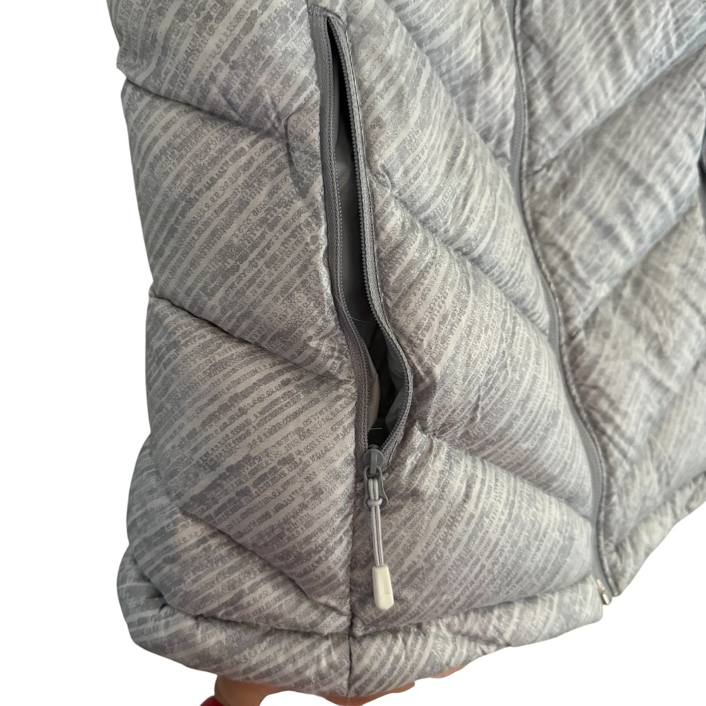 Mountain Hardwear Women's Gray Down Vest size medium - Picture 3 of 12